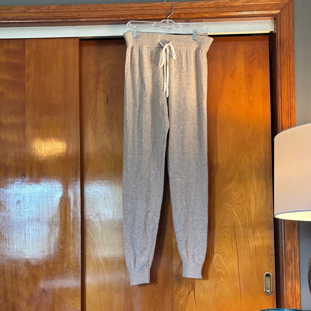 Summersalt Light Gray/tan Joggers